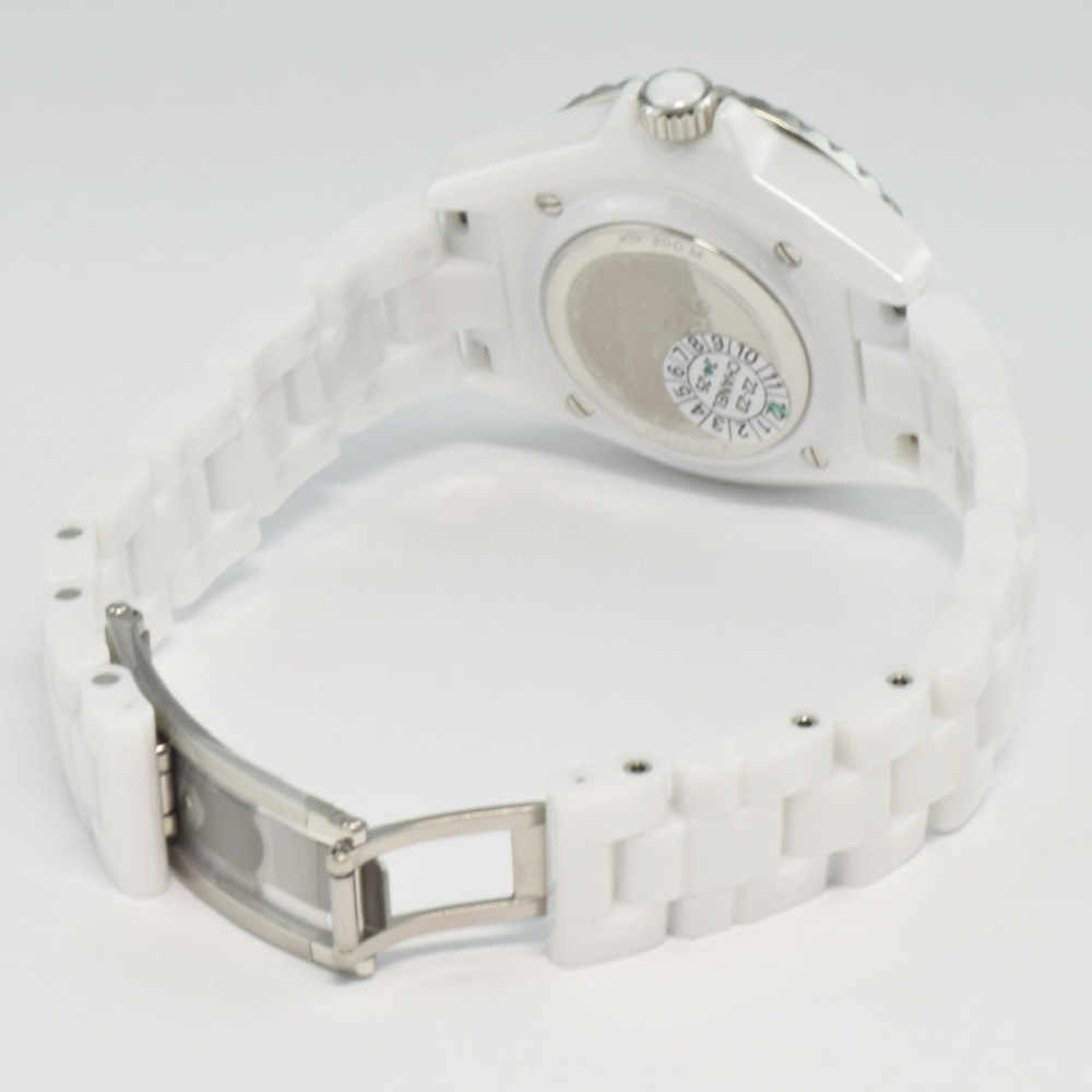 ♡mi♡ CHANELシャネル ホワイト ストーン装飾 クォーツ時計 新品 シャネル J12 ホワイトセラミック 33ミリ クォーツ | 商品